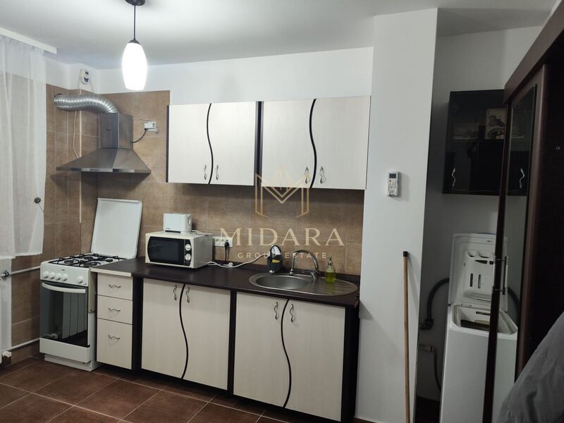 Tineretului, Metrou 2 minute, 2 camere, etaj 2, 500 €/luna.